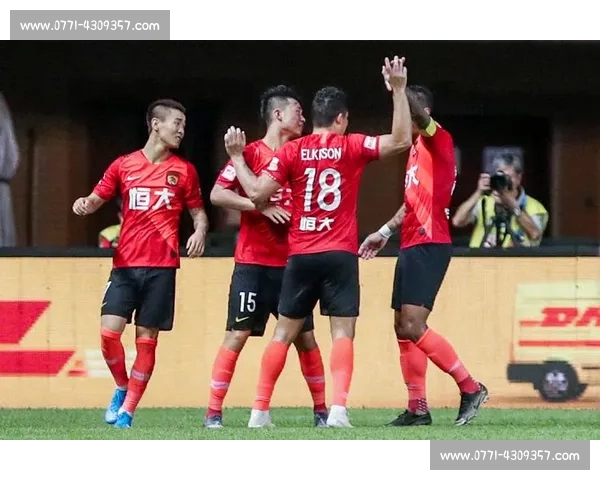 恒大对阵申鑫激战中超赛场强弱碰撞引爆焦点之夜悬念迭起球迷瞩目