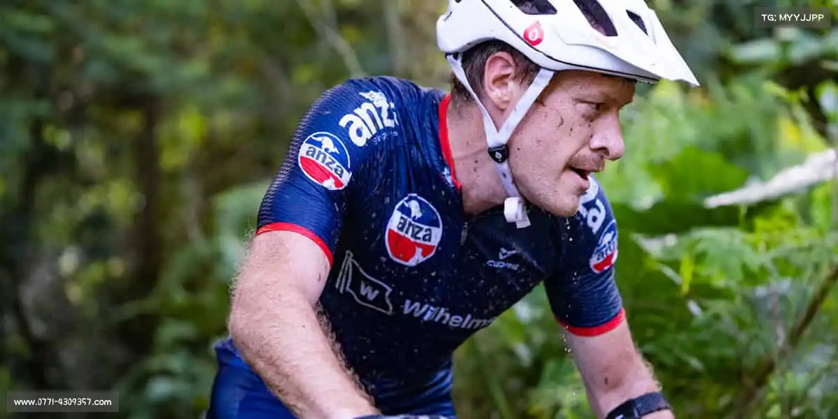 DB电竞官方网站踏上跑道，风就是最好的加油声，冲就对了！🏃♀️